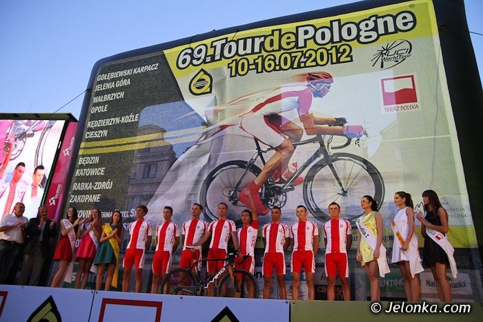 jeleniogorzanie-przywitali-kolarzy-foto-40981