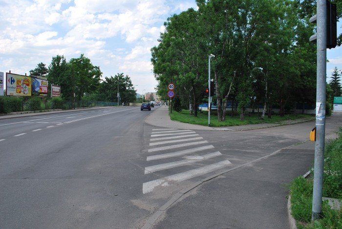 czytelnik-w-jeleniej-gorze-jest-za-duzo-swiate-ulicznych-foto-41018