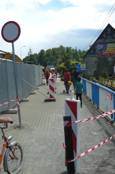 przeprawa-przez-maciejowa-gehenna-mieszkancow-komarna-foto-41027