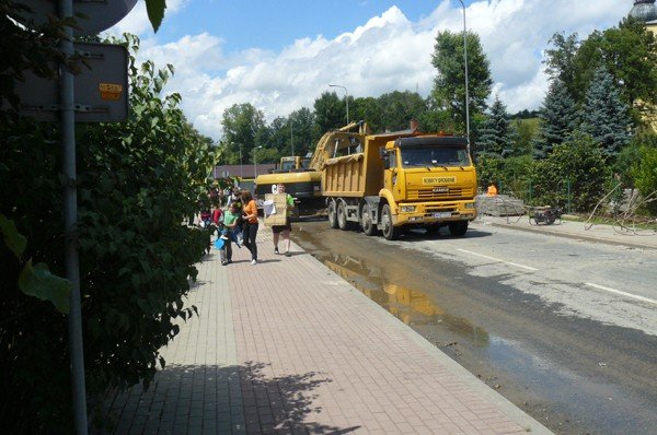 przeprawa-przez-maciejowa-gehenna-mieszkancow-komarna-foto-41027