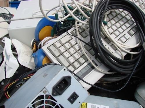dzisiaj-bezpatnie-odbiora-elektrosmieci-41043