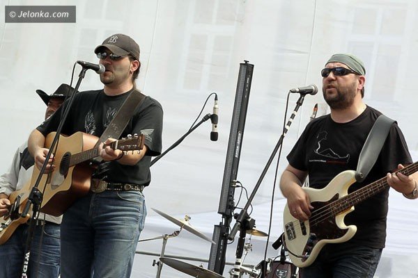 piknik-country-w-rynku-honky-tonk-brothers-rozgrzali-publike-foto-41049