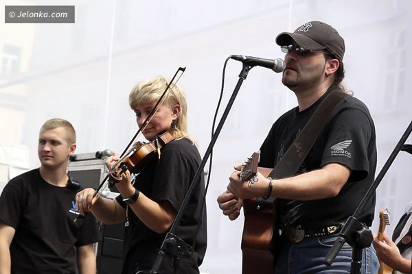 piknik-country-w-rynku-honky-tonk-brothers-rozgrzali-publike-foto-41049