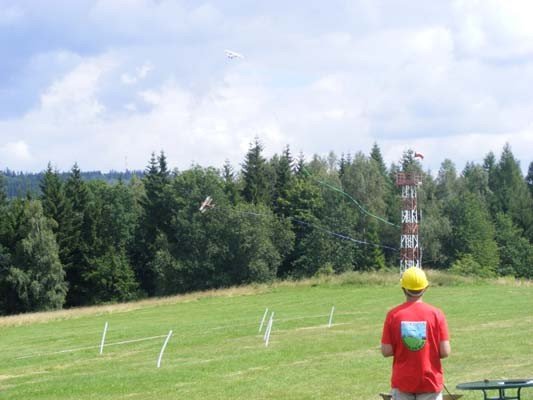 pierwsza-powietrzna-bitwa-o-jezow-sudecki-za-nami-foto-41184