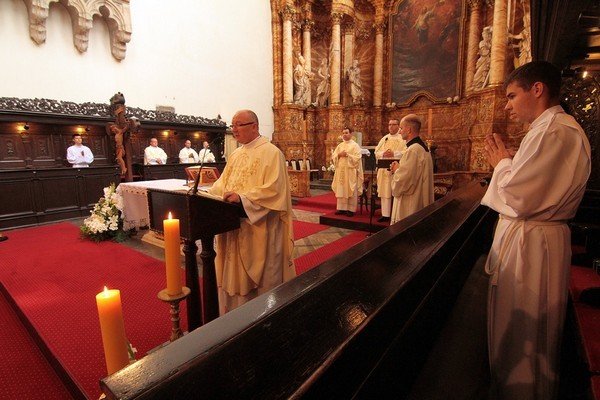 jeleniogorscy-pielgrzymi-wyruszyli-na-jasna-gore-41215