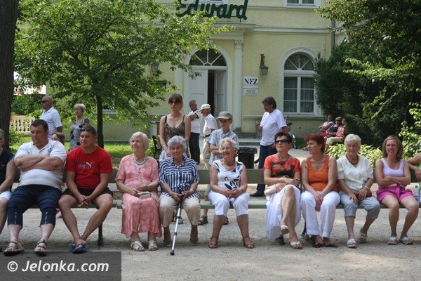 modzi-artysci-pokazali-co-im-w-duszy-gra-publicznosci-sie-podobao-foto-41245