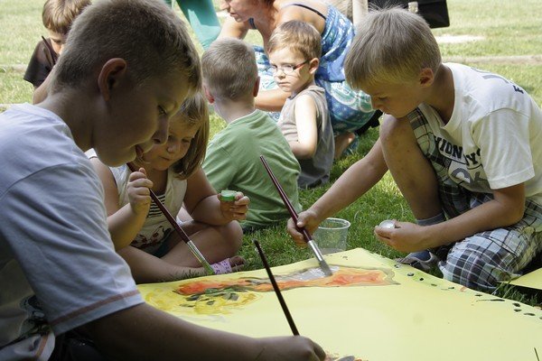 skok-w-blok-to-jest-to-zabawa-super-mowia-dzieci-foto-41249