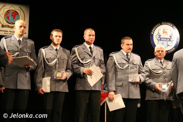 uczcili-swieto-policji-w-zdrojowym-teatrze-animacji-foto-41281