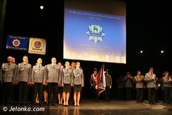 uczcili-swieto-policji-w-zdrojowym-teatrze-animacji-foto-41281