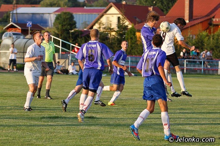 lotnik-pokona-czwartoligowca-foto-41299