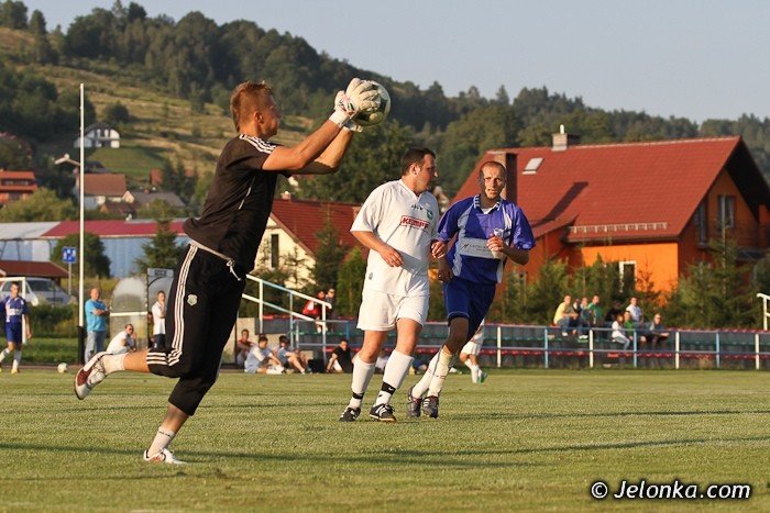 lotnik-pokona-czwartoligowca-foto-41299