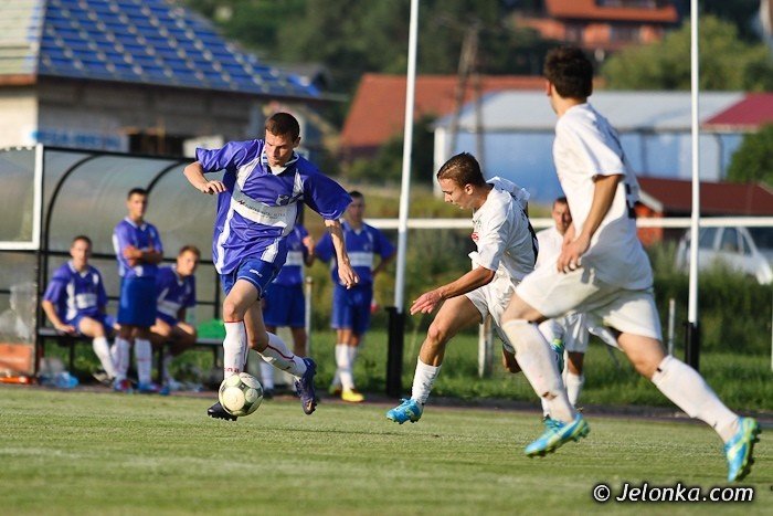 lotnik-pokona-czwartoligowca-foto-41299