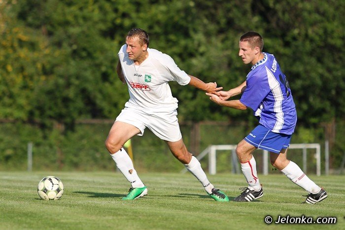 lotnik-pokona-czwartoligowca-foto-41299