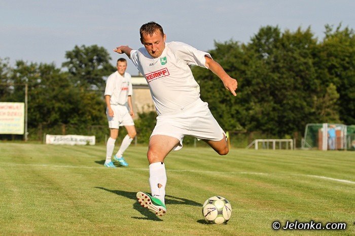 lotnik-pokona-czwartoligowca-foto-41299