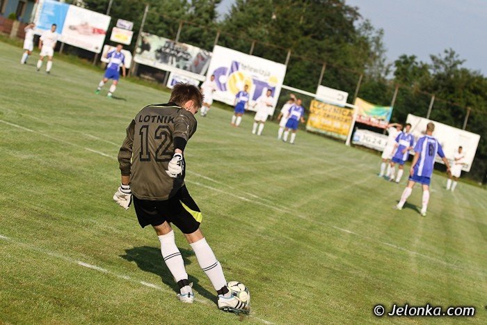 lotnik-pokona-czwartoligowca-foto-41299