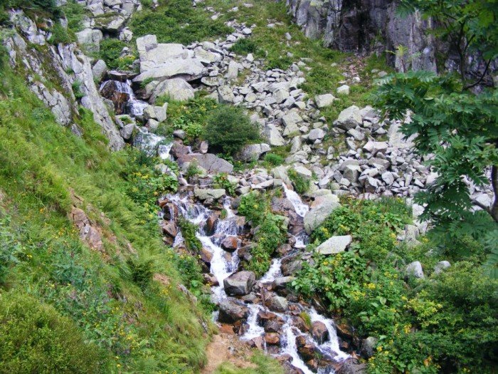 propozycja-na-weekend-poznajmy-abski-do-i-jego-wodospady-foto-41315
