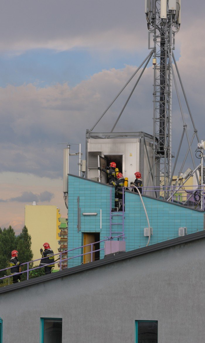 pona-nadajnik-komorkowy-przy-sygietynskiego-foto-41325