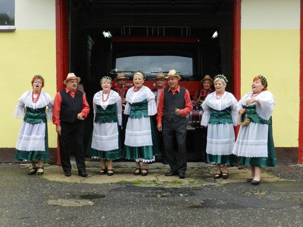 strazacy-podziekowali-darczyncom-za-pomoc-w-remoncie-siedziby-foto-41329