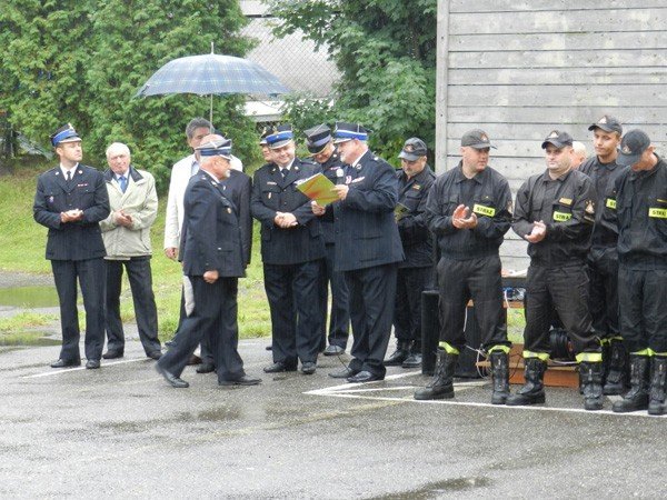 strazacy-podziekowali-darczyncom-za-pomoc-w-remoncie-siedziby-foto-41329