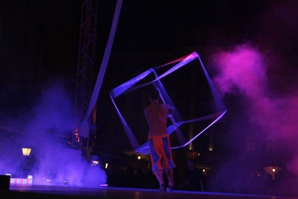 teatry-uliczne-hasay-po-rynku-brawo-mowili-widzowie-foto-41338