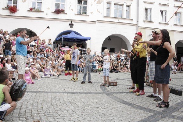 glinoludy-opanoway-wczoraj-jelenia-gore-fina-festiwalu-teatrow-ulicznych-foto-41352