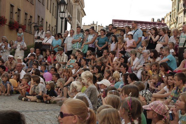 glinoludy-opanoway-wczoraj-jelenia-gore-fina-festiwalu-teatrow-ulicznych-foto-41352
