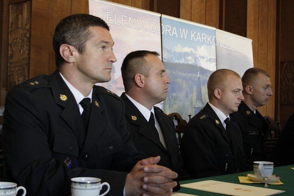 podziekowania-dla-strazakow-za-ciezka-walke-z-lipcowa-nawanica-foto-41373