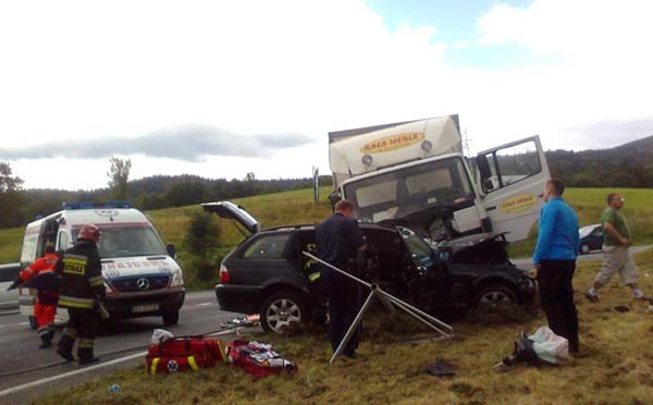 wypadek-w-kowarach-28letni-kowarzanin-w-szpitalu-w-stanie-ciezkim-nowe-foto-41417