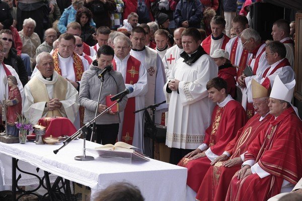 wielka-uroczystosc-na-sniezce-w-dzien-sw-wawrzynca-foto-41421