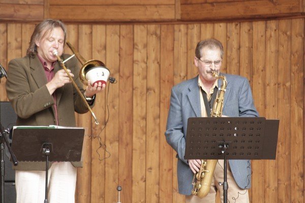 deszczowy-koncert-w-cieplicach-publicznosc-nie-zawioda-foto-41434