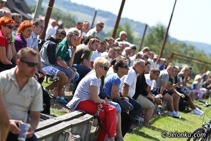 okregowka-gminne-derby-i-puchar-wojta-dla-lotnika-foto-41481