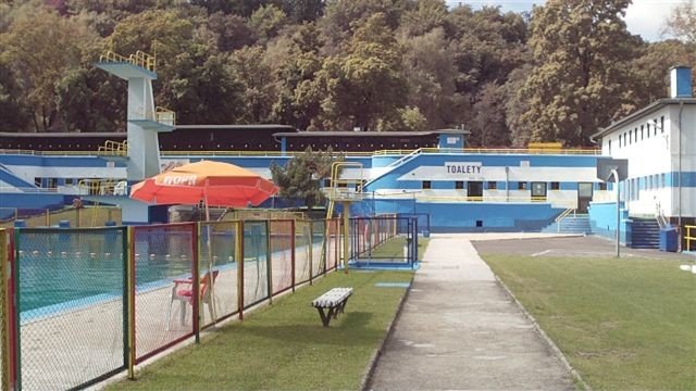 byo-swieto-pogoda-a-na-basenie-pustki-dlaczego-pyta-czytelnik-foto-41486