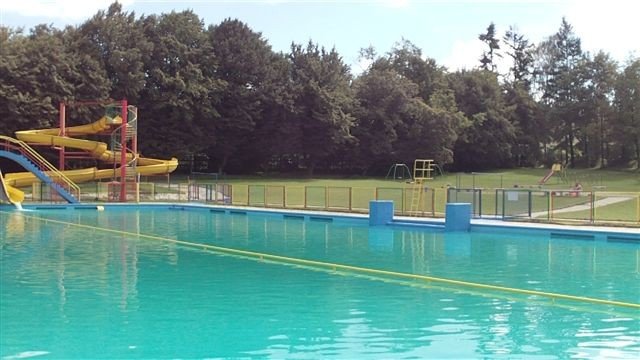 byo-swieto-pogoda-a-na-basenie-pustki-dlaczego-pyta-czytelnik-foto-41486