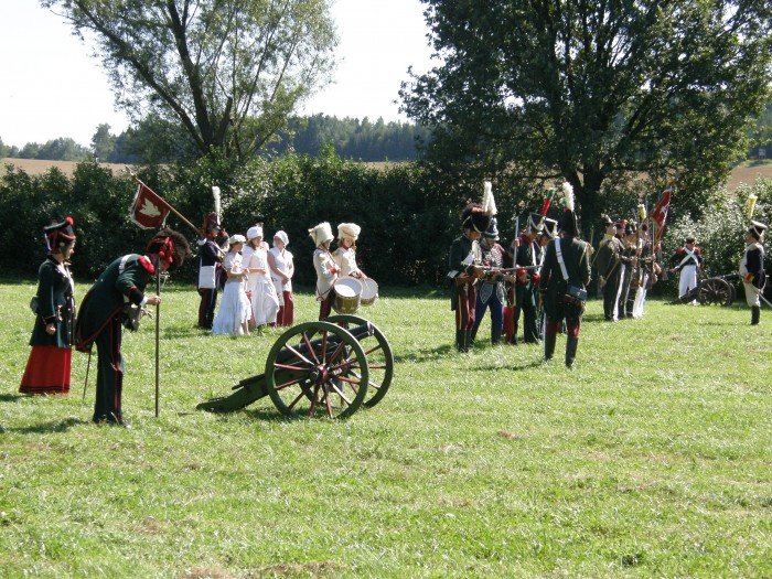 w-mojeszu-fredro-wojska-napoleonskie-zabawa-i-pysznosci-warto-tam-sie-wybrac-w-niedziele-foto-41516