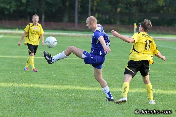 karkonosze-rozbiy-beniaminka-i-sa-wiceliderem-foto-41524