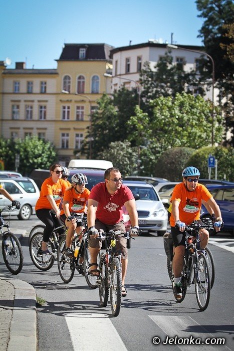 rowerzysci-paradowali-ulicami-jeleniej-gory-foto-41534