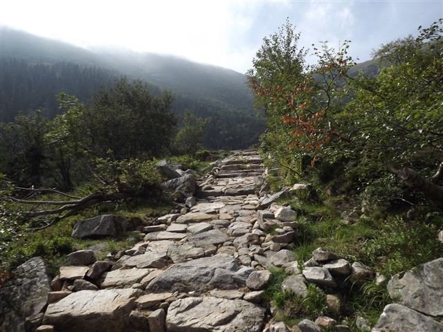 czerwonym-szlakiem-na-sniezke-foto-41538