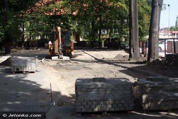 budowa-placu-rekreacyjnego-dla-niepenosprawnych-dzieci-na-pometku-41545