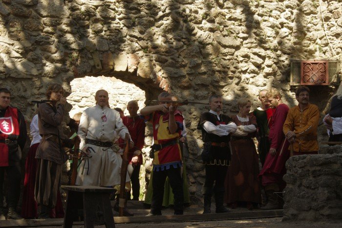 chojnik-oblegany-ale-nie-zdobyty-czyli-turniejowe-zmagania-na-zamku-foto-41553