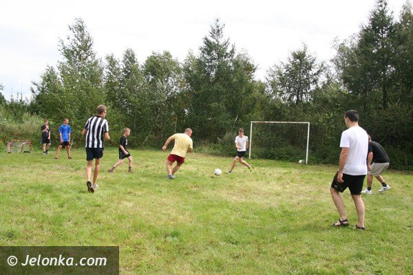 rodzinny-festyn-w-piastowie-na-sportowo-foto-41646