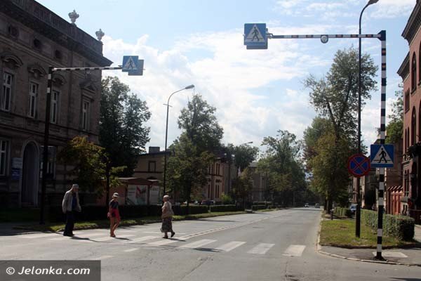 na-tragicznym-przejsciu-dla-pieszych-potrzebne-swiata-foto-41697