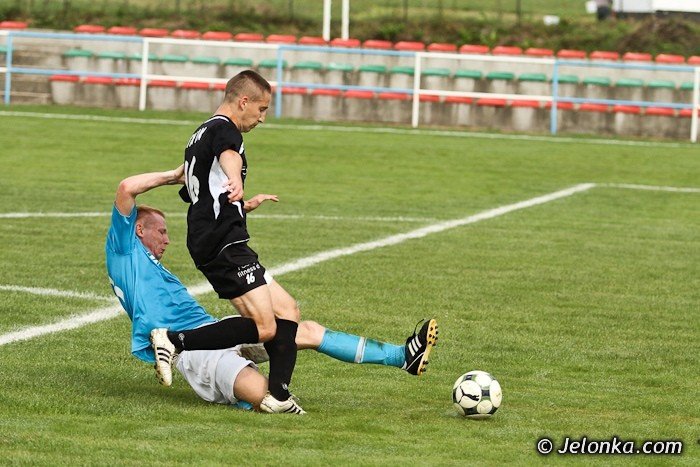 lotnik-zwycieski-po-meczarniach-na-wasne-zyczenie-foto-41748