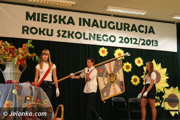jeleniogorskie-szkoy-rozpoczey-nowy-rok-41763