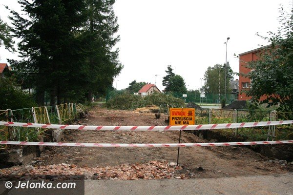 nowy-plac-zabaw-w-sobieszowskiej-szkole-podstawowej-nr-15-41776