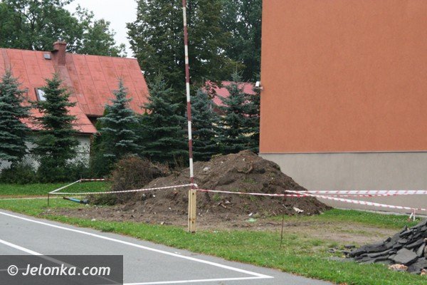 nowy-plac-zabaw-w-sobieszowskiej-szkole-podstawowej-nr-15-41776