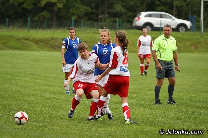 iiiliga-kobiet-pierwsze-koty-za-poty-foto-41853