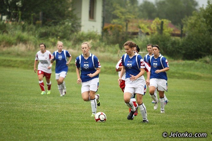 iiiliga-kobiet-pierwsze-koty-za-poty-foto-41853