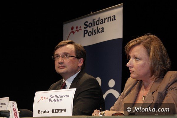 zbigniew-ziobro-i-beata-kempa-w-jeleniej-gorze-zielona-wyspa-tuska-mirazem-foto-41868