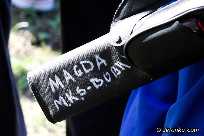 mks-bobry-walcza-mimo-kod-pod-nogami-foto-41899