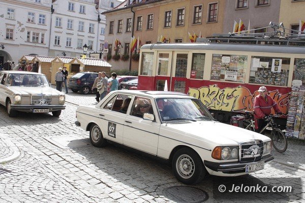 wspaniae-maszyny-na-placu-ratuszowym-foto-42039